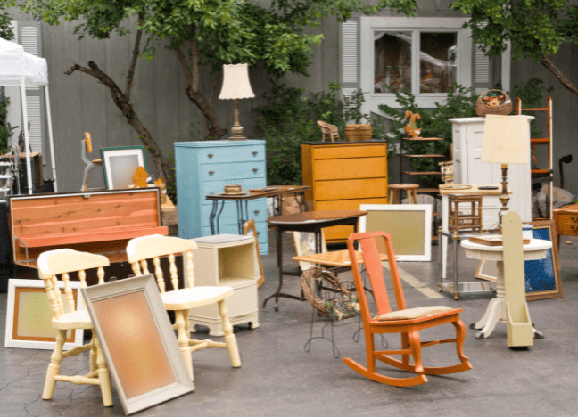 flea market furniture