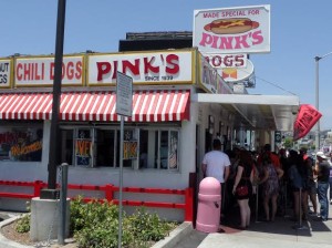 pink's hot dogs