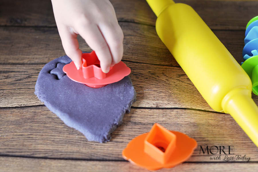 how to make Play Dough at home