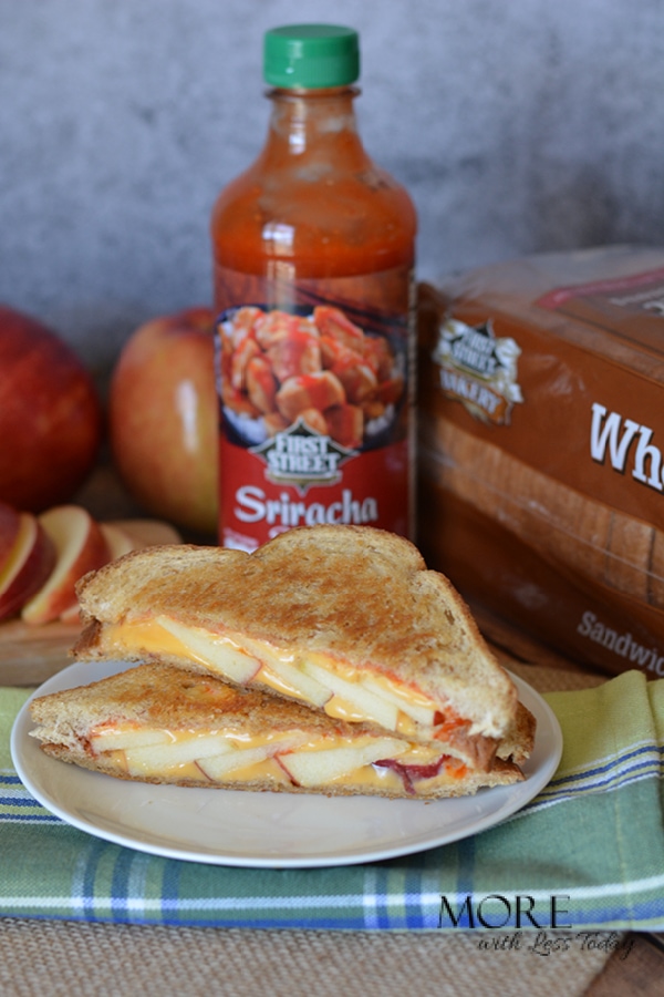 Sriracha Grilled Cheese with Apples Sandwich Recipe