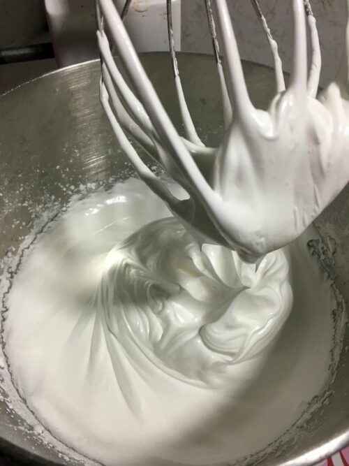 can food coloring make your poop green