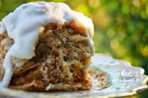 Maple Cinnamon Rolls - By- In The Kitchen with Jenny