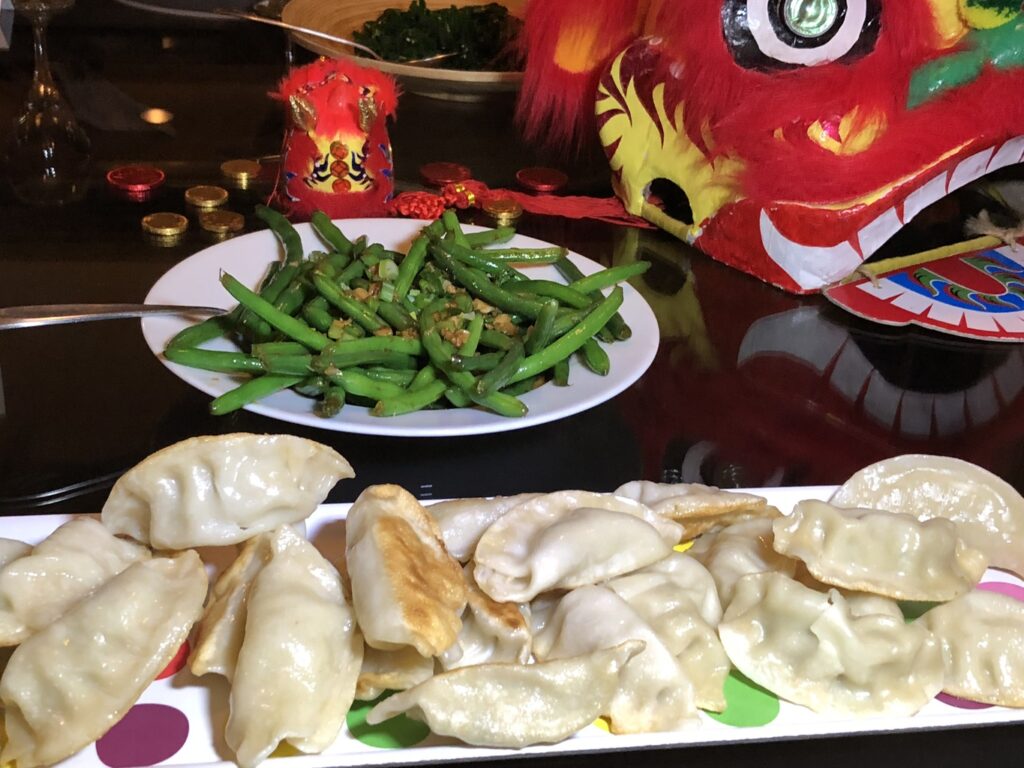 Chinese New Year Menu - a Simple to Prepare Feast for an At-Home Celebration. Learn from Chef Katie Chin and make a delicious meal using Ling Ling products and a few chef's tips.