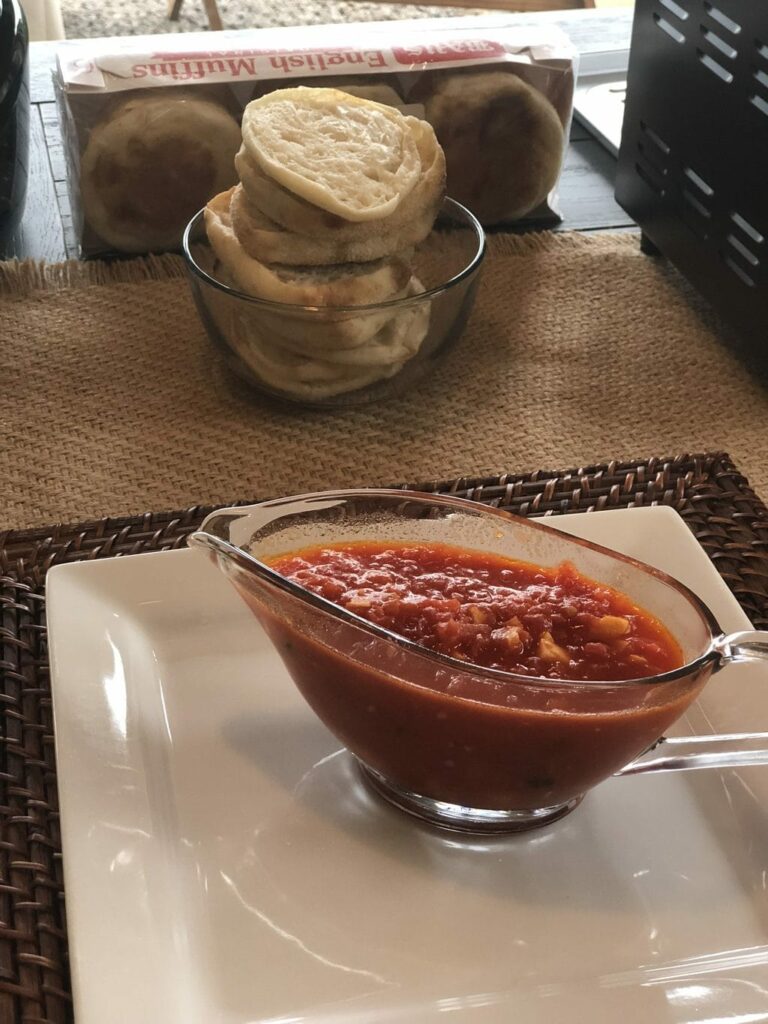 tomato sauce and Bays English Muffins