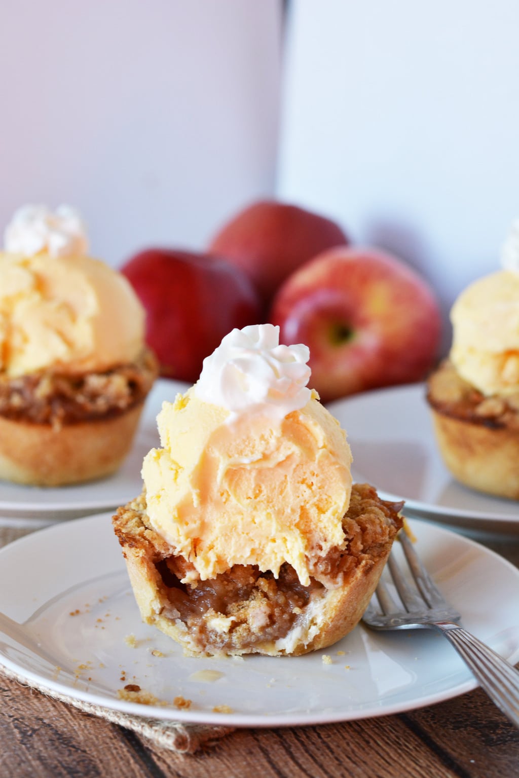 Mini Apple Pies Mini Desserts Made in a Muffin Tin