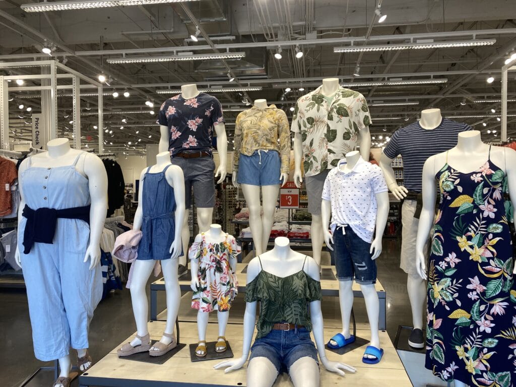 photo of mannequin display inside Old Navy store