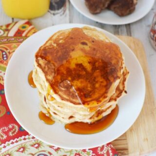 Oatmeal Banana Pancakes Recipe &#8211; Easily Made with Pantry Ingredients!