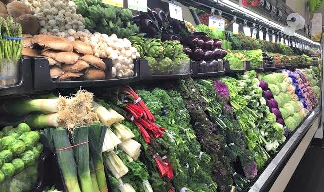 fresh vegetables in a Smart & Final store