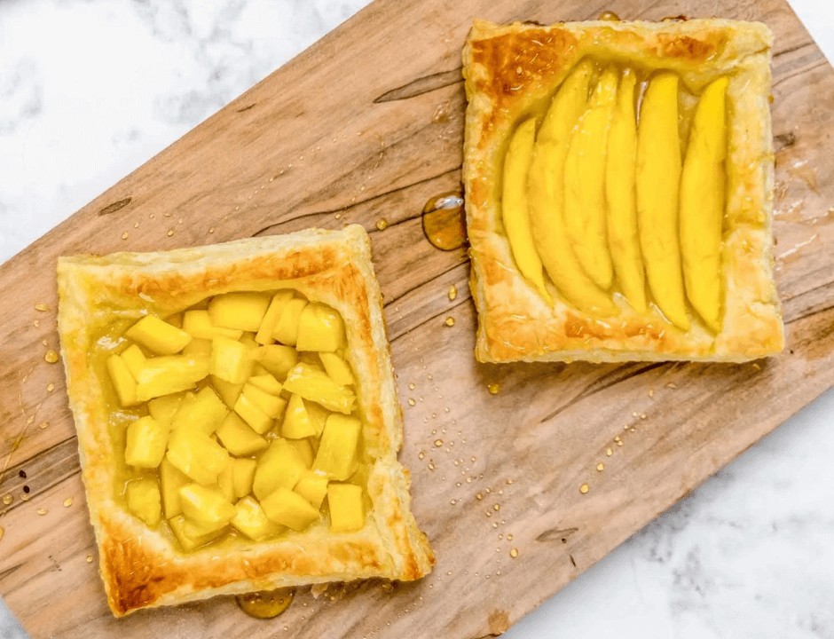 Puff Pastry Squares with Pineapple and Mango - Delicious Mango Recipes