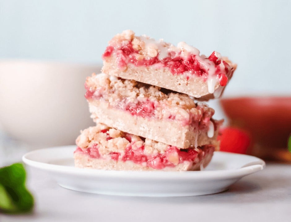 Strawberry Banana Breakfast Bars