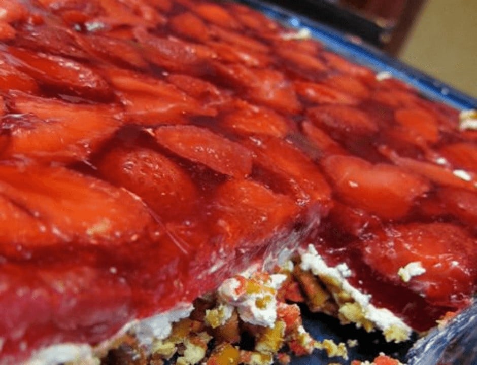 Strawberry Pretzel Salad