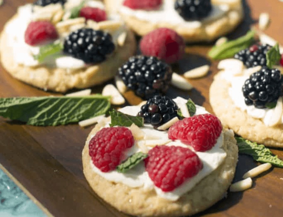 Sugar Cookie Fruit Pizzas