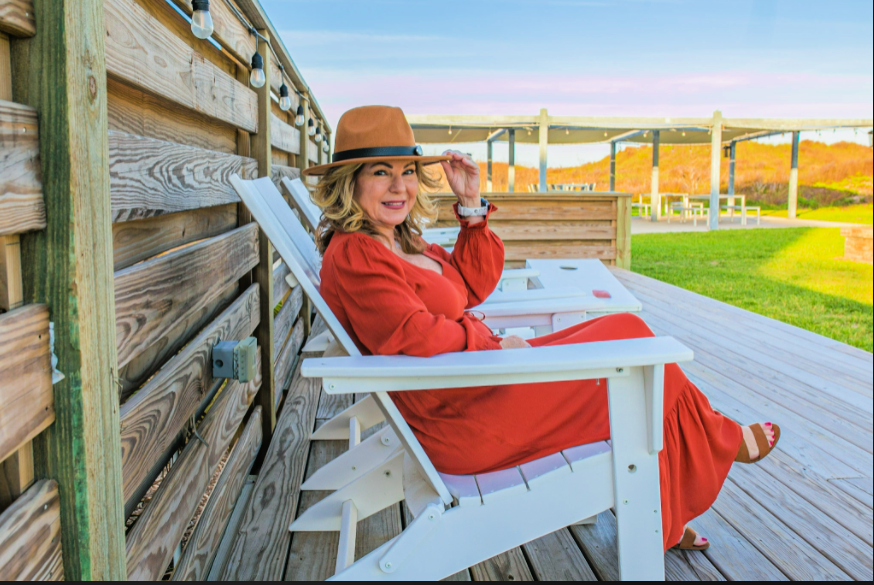 Lori Felix blogger relaxing at Lively Beach