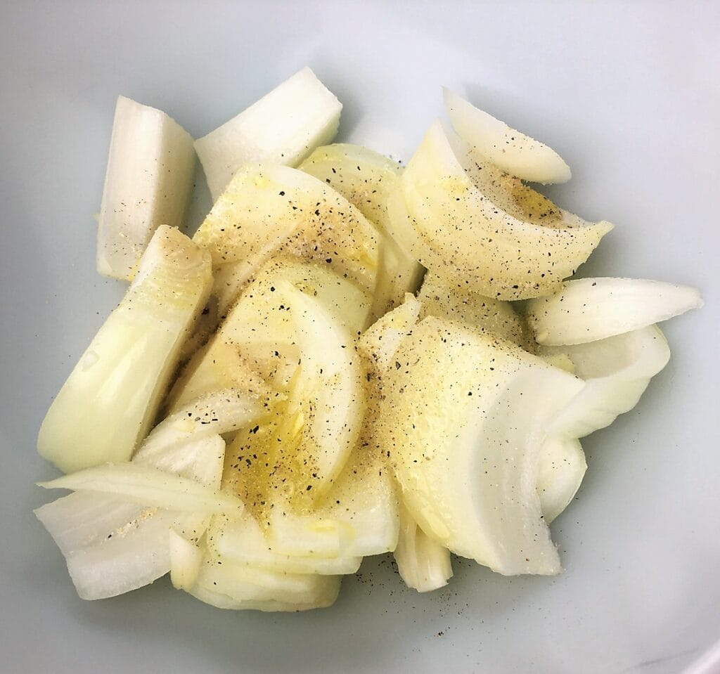 chopped onions with seasoning