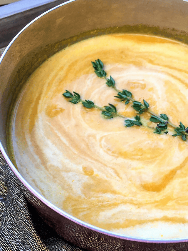 Creamy Vegan Carrot Ginger Soup Recipe
