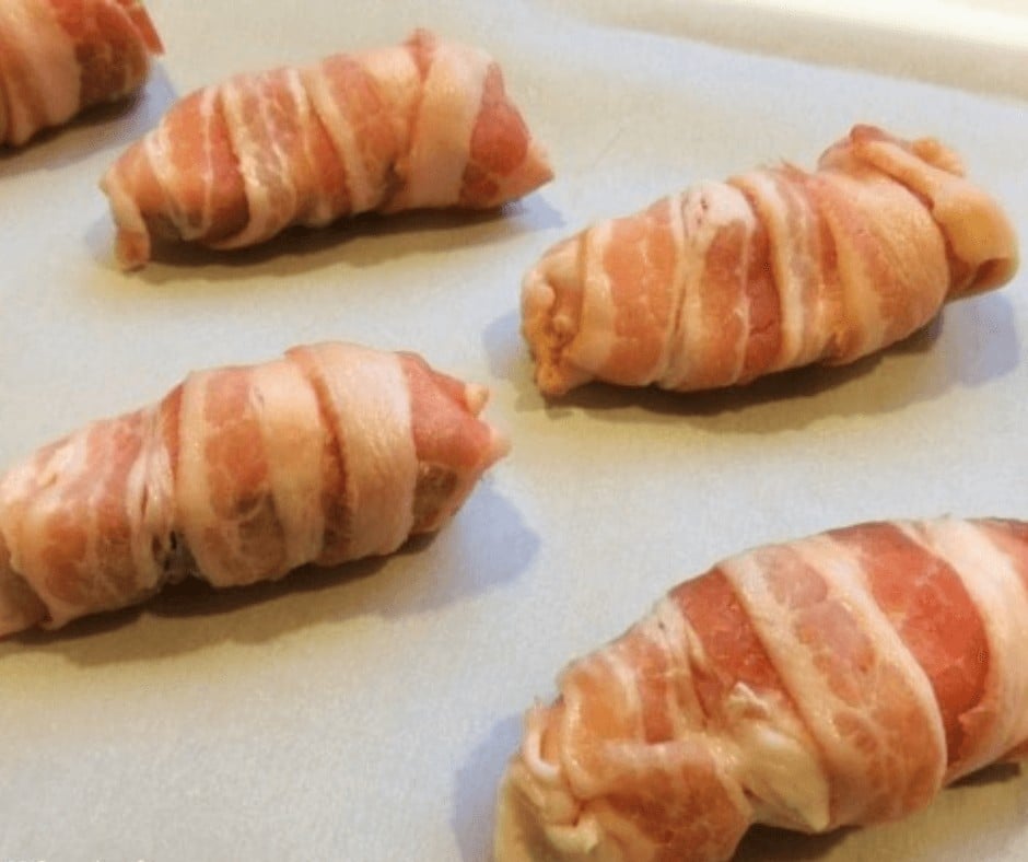 Jalapenos wrapped in bacon