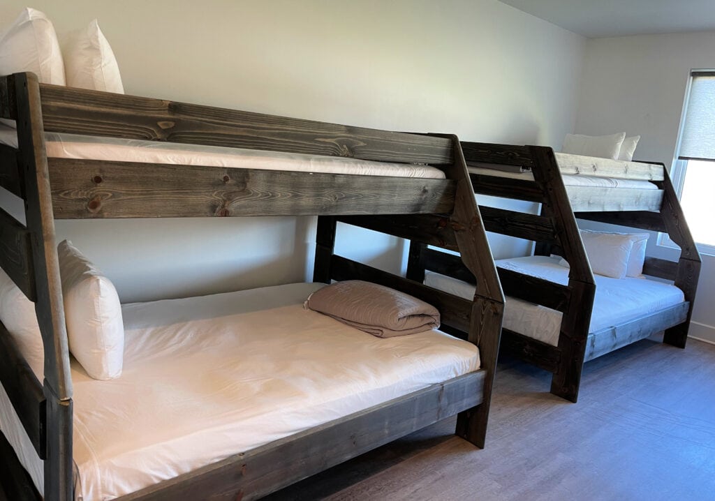 bunk beds in Lively Beach condo