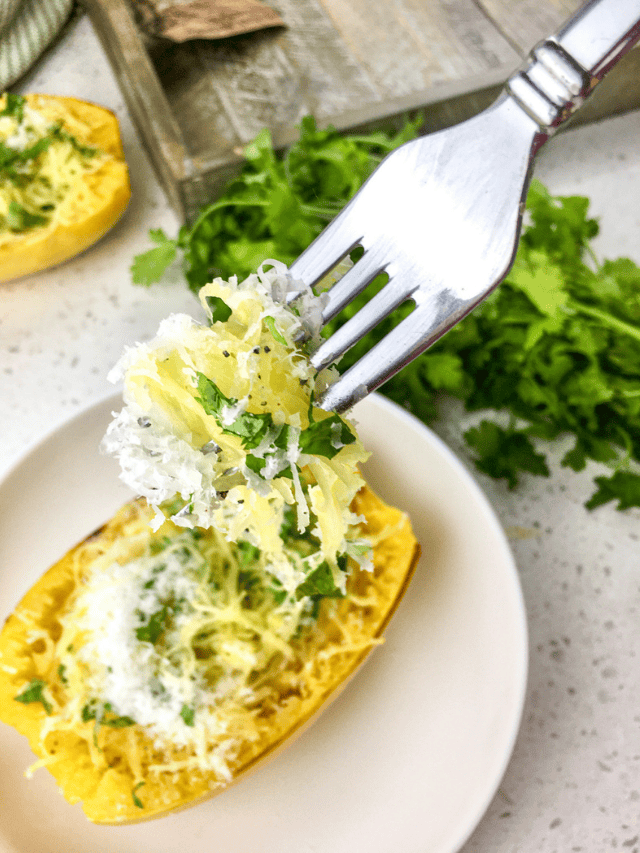 How to Cook Roasted Spaghetti Squash