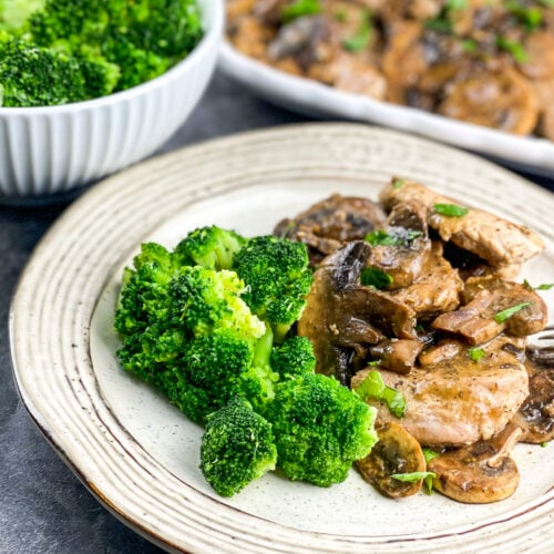Pork Scallopini with Mushrooms and Gravy Recipe