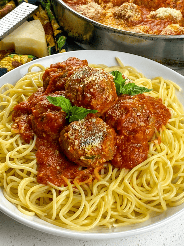Best Spaghetti with Homemade Meatballs Recipe