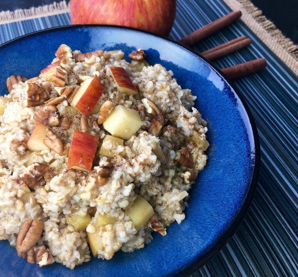 healthy apple cinnamon oats