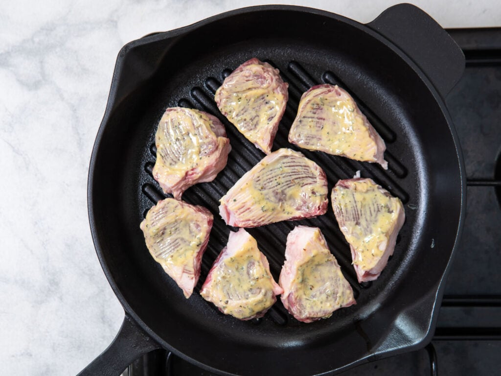 Lamb chops on a skillet