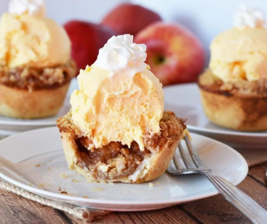 Mini Apple Pies - 10 Easy Desserts