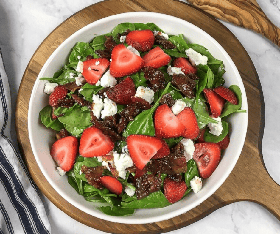 Salad with Spinach and Warm Bacon Dressing