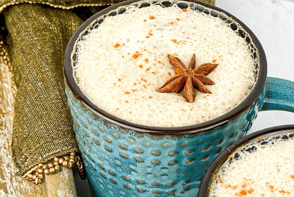 A mug of Vanilla Chai Tea Latte