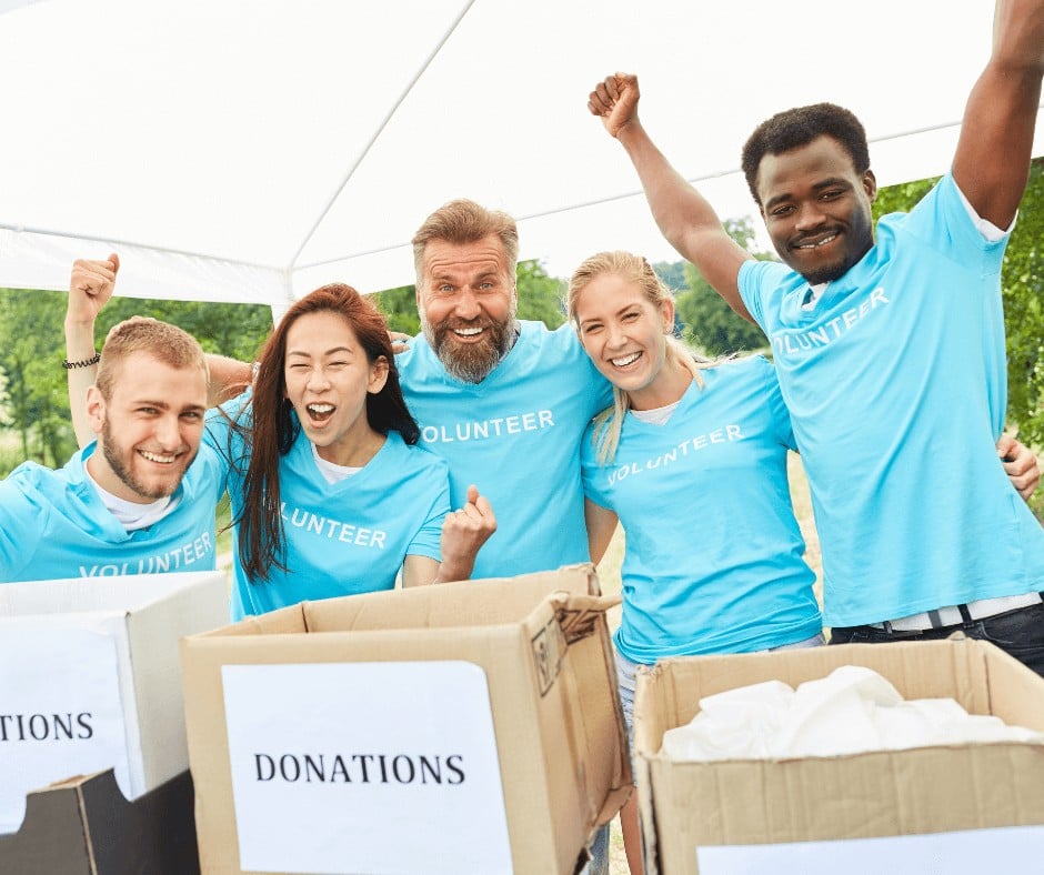 Diverse people who volunteered to get donations