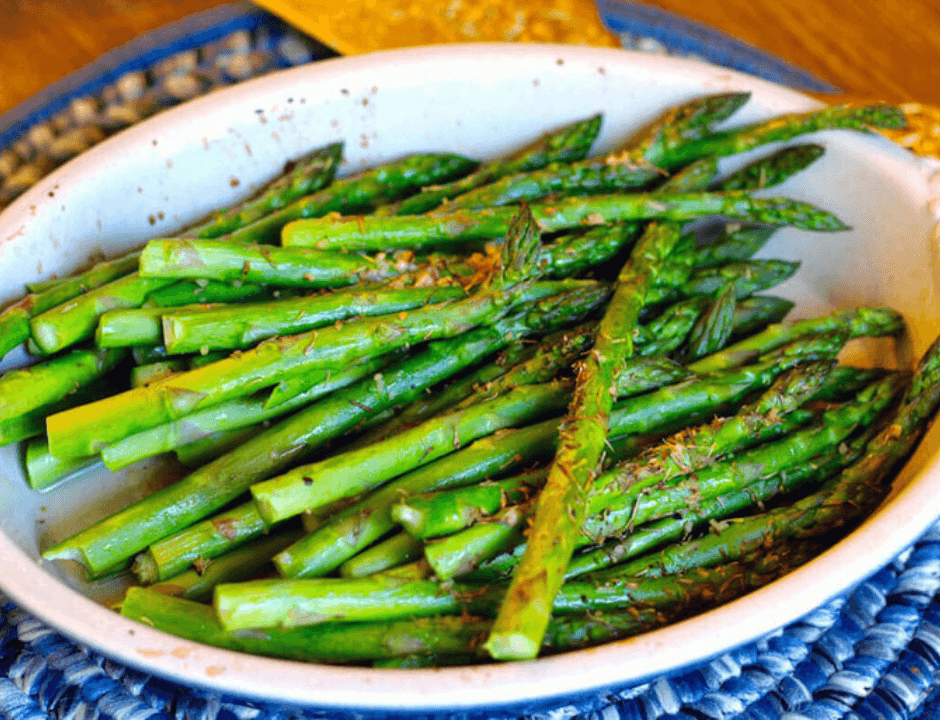 Lemon Garlic Asparagus Spears