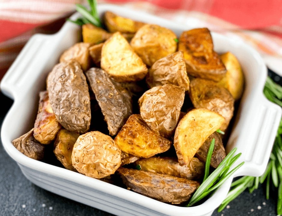 Crispy and Easy Rosemary Garlic Potatoes Recipe