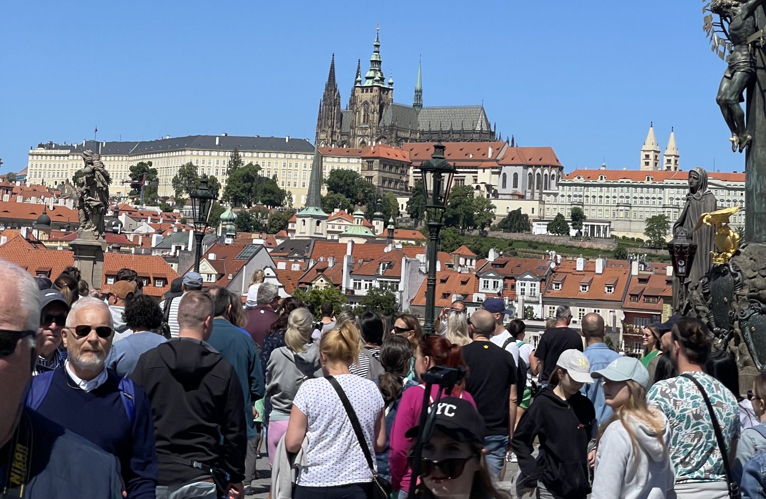 crowds on the Charles Bridge 