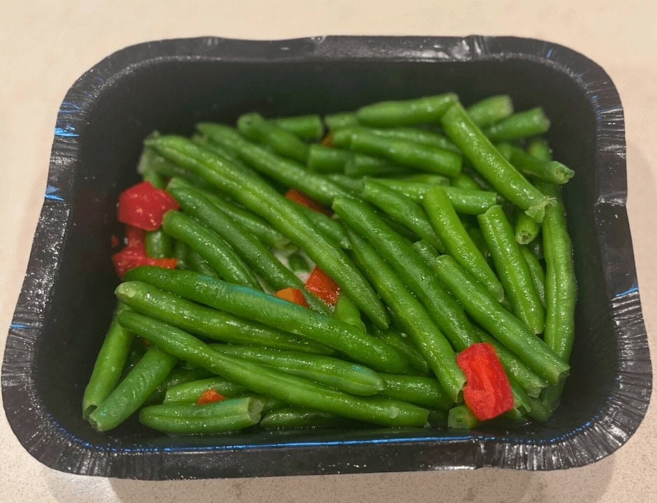 A tray of green beans from Omaha Steaks - perfect side dish for Chateaubriand