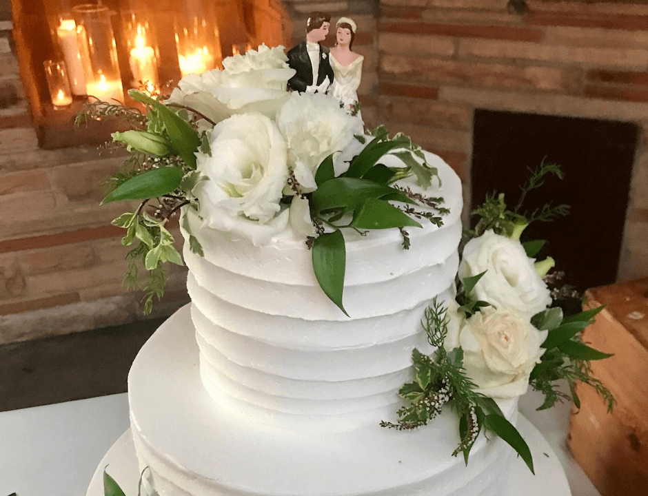 A closeup of a wedding cake