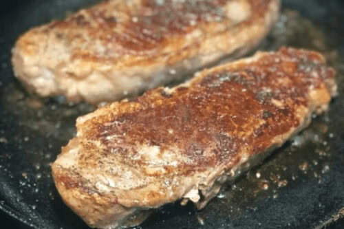 How to Cook Steak in a Cast Iron Skillet