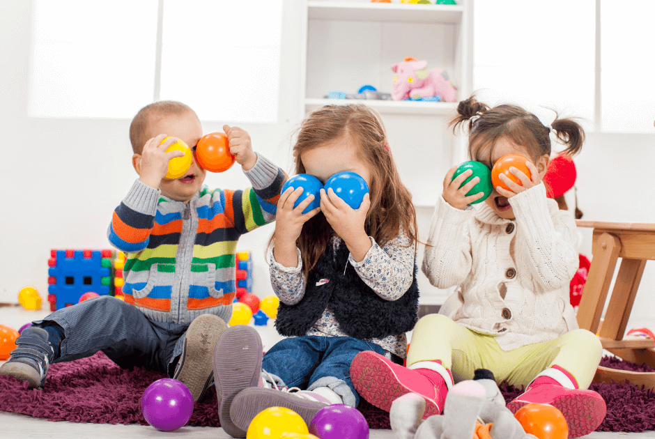Children playing - Affordable On-Trend Kids' Room Decor