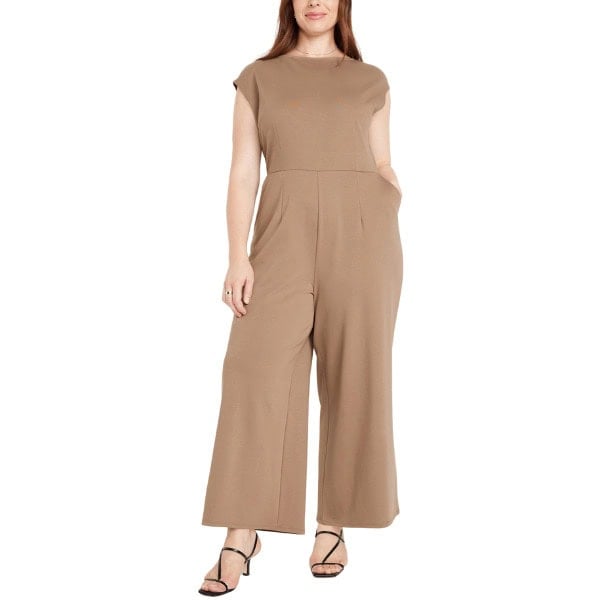 Old Navy Casual and Polished Wardrobe Basics for Women 50+