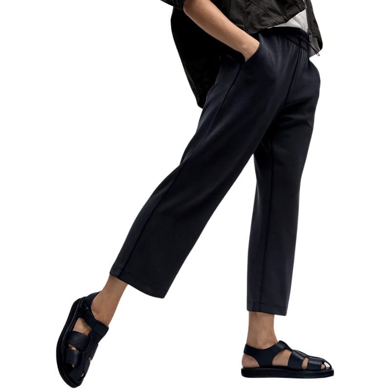 Softstreme High-Rise Straight-Leg Cropped Pant