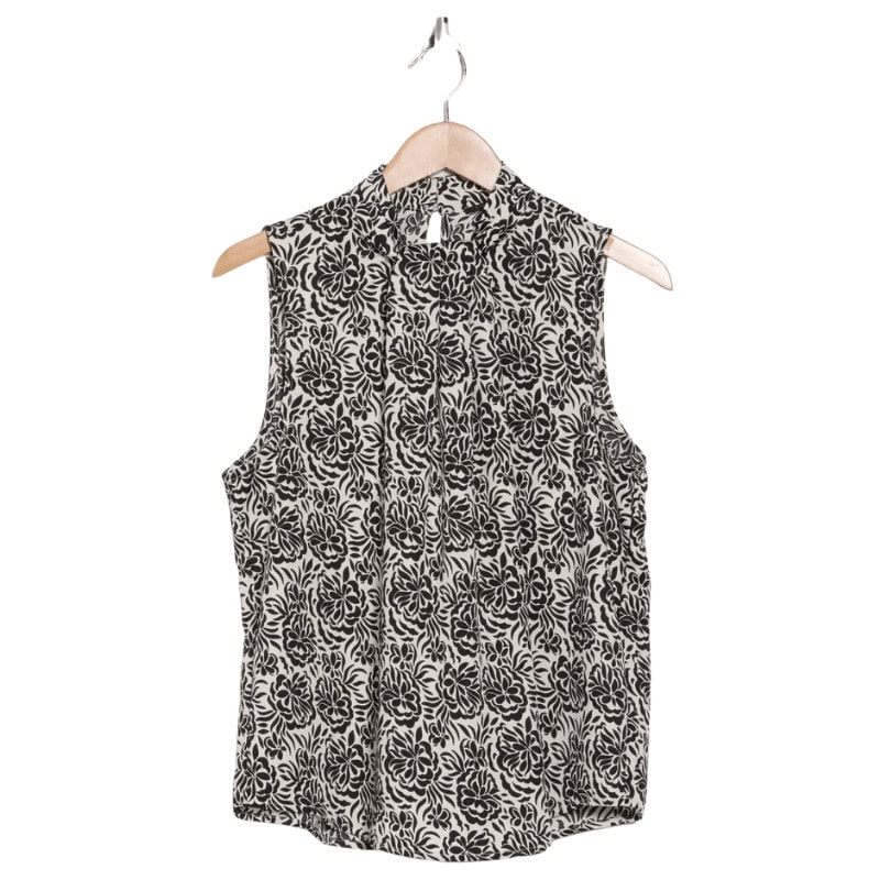 Airflow Knotted Neck Sleeveless Top
