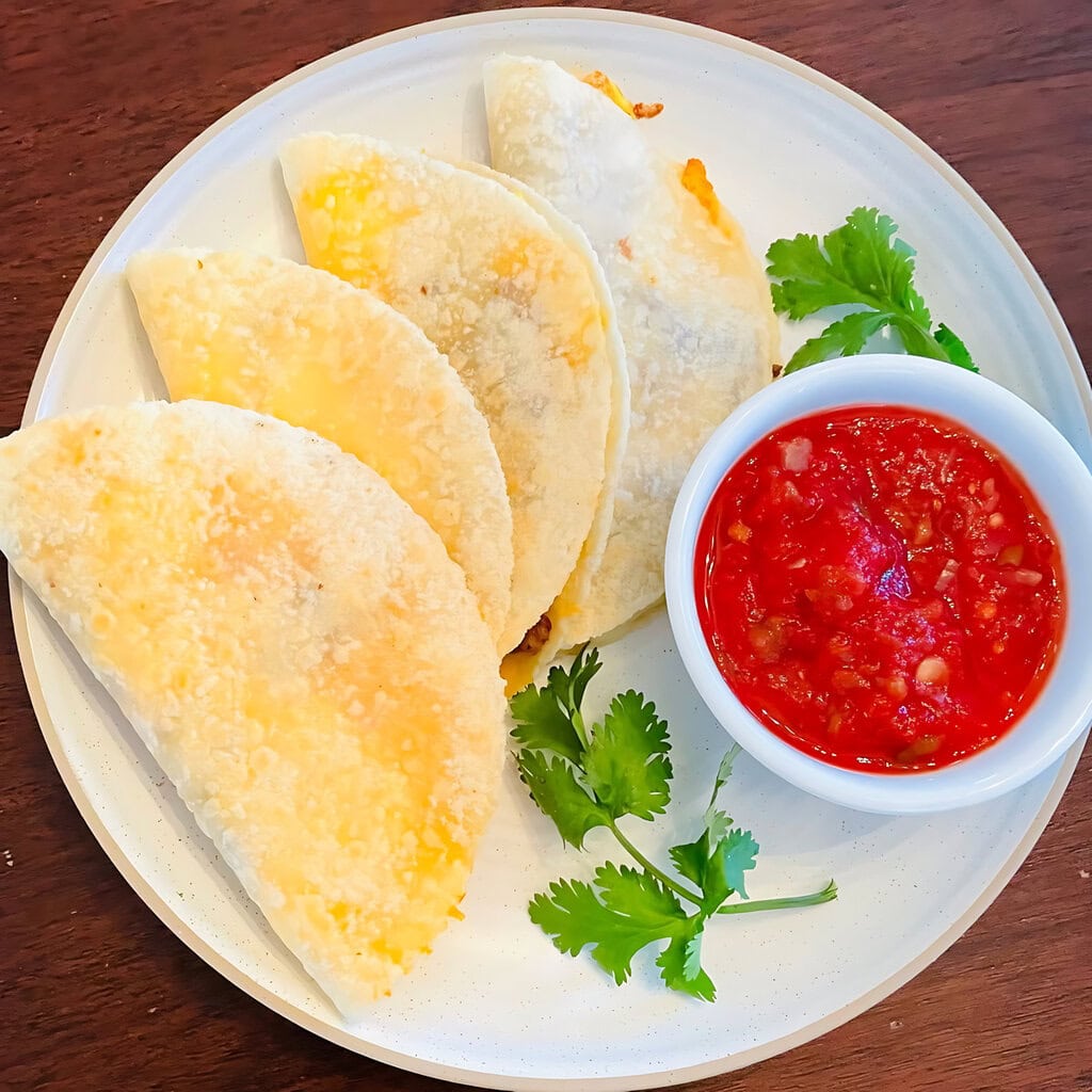 Easy Breakfast Quesadilla