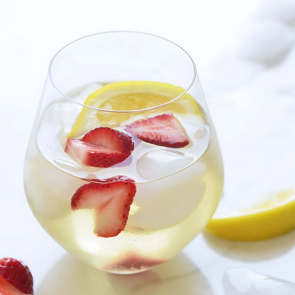 Iced Strawberry Lemon Tea Recipe