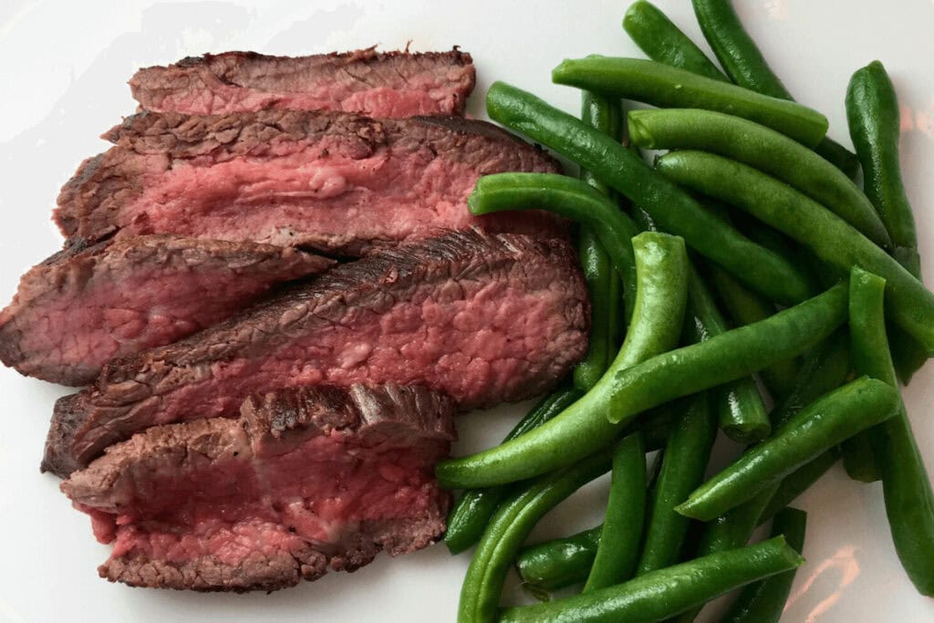 Pan-Seared Tri-Tip Steak with green beans on the side
