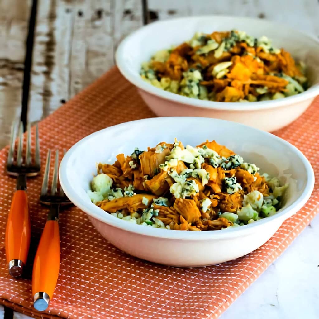 Slow Cooker Buffalo Chicken Cauliflower Rice Bowl