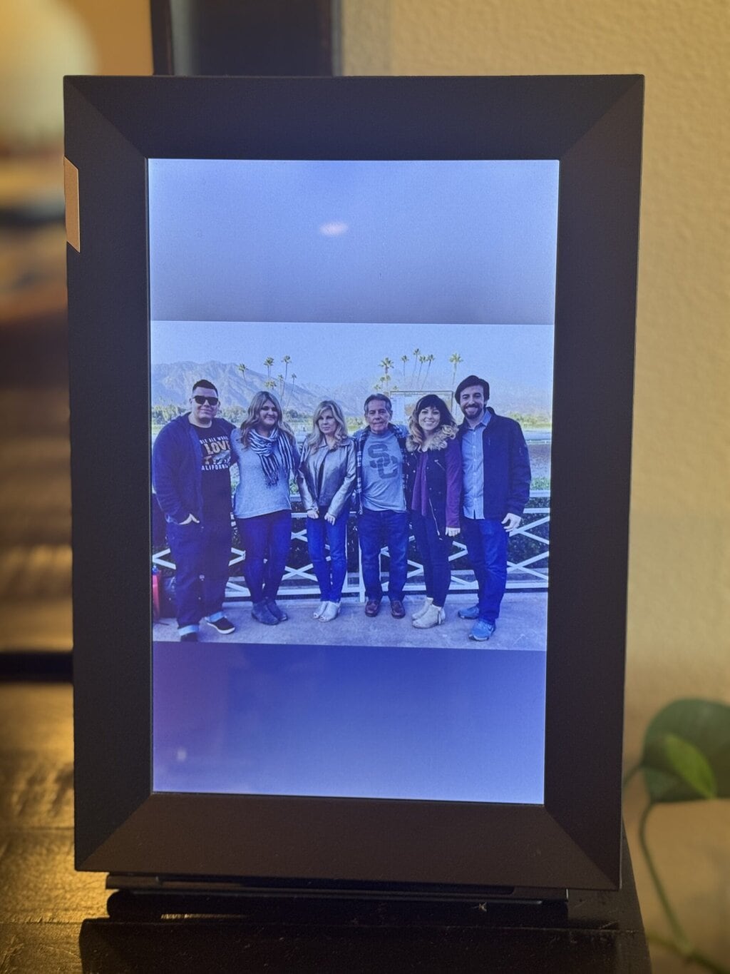 digital photo frame
