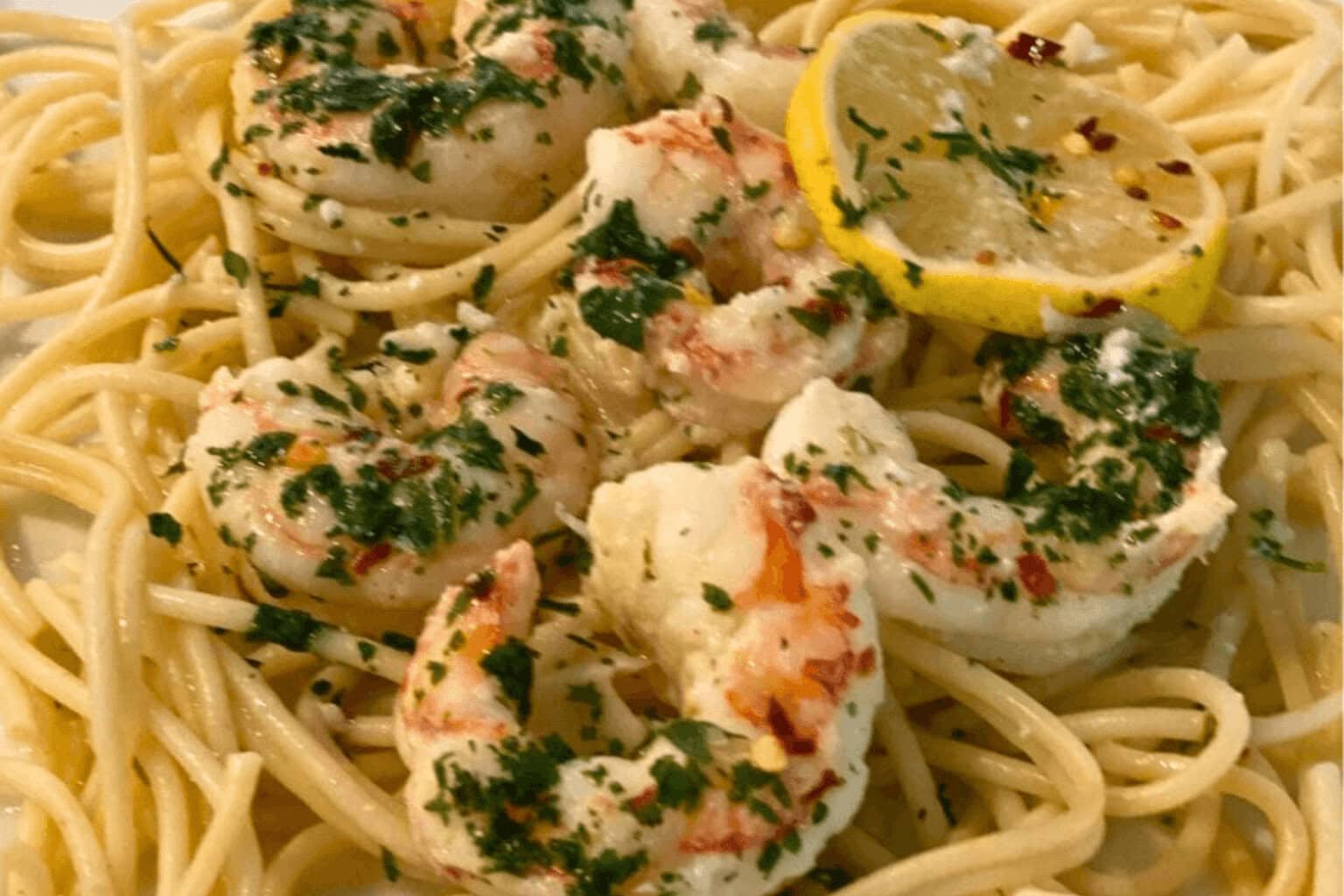 Easy Lemon Garlic Shrimp Scampi with Pasta