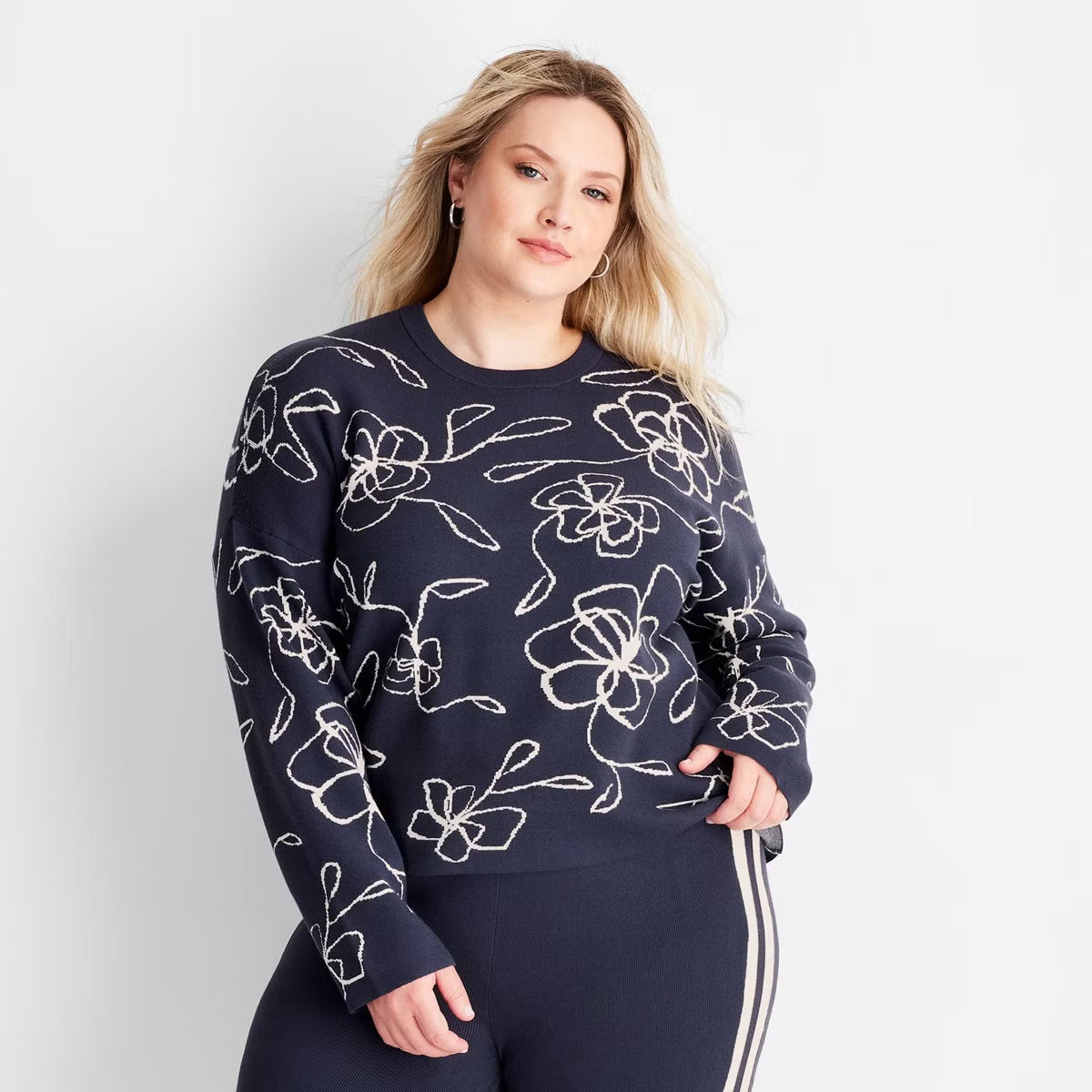 Women's Crewneck Sweater - Future Collective Navy Blue Floral 2X: Lightweight Jacquard Knit, Long Sleeve Pullover