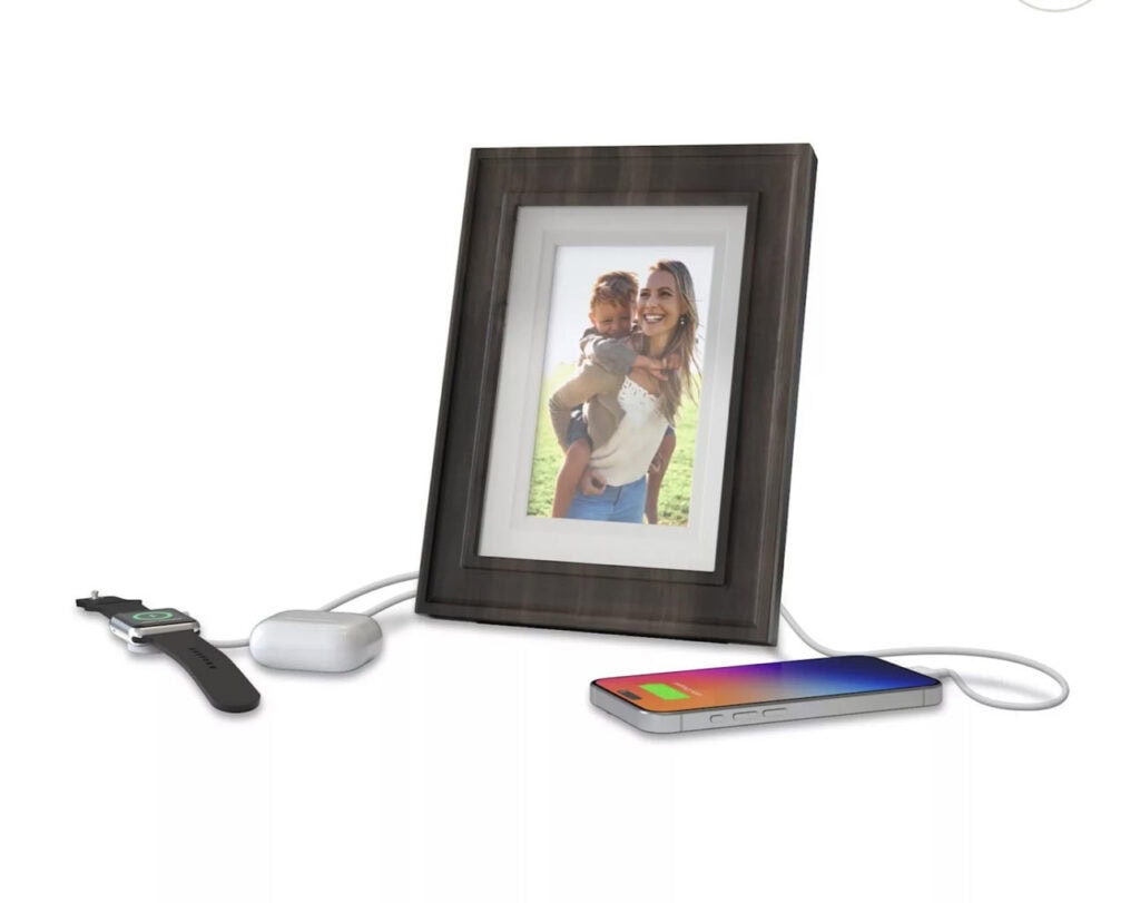 iHome POWERPIC Photo Frame with Triple USB Charging